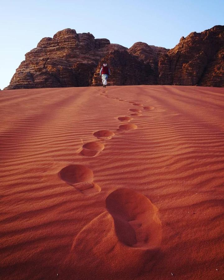 Bedouin Memories Camp Bed & Breakfast Wadi Rum Bagian luar foto