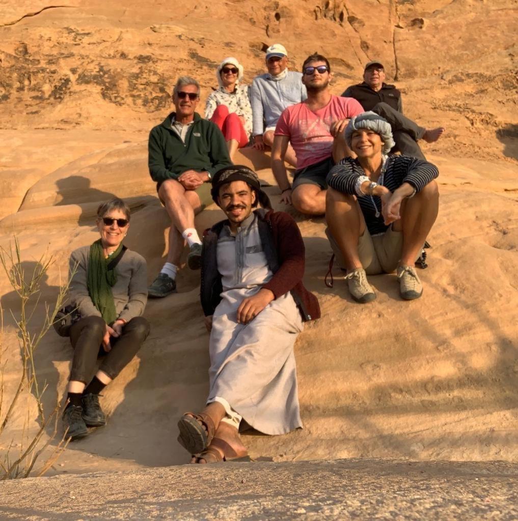 Bedouin Memories Camp Bed & Breakfast Wadi Rum Bagian luar foto