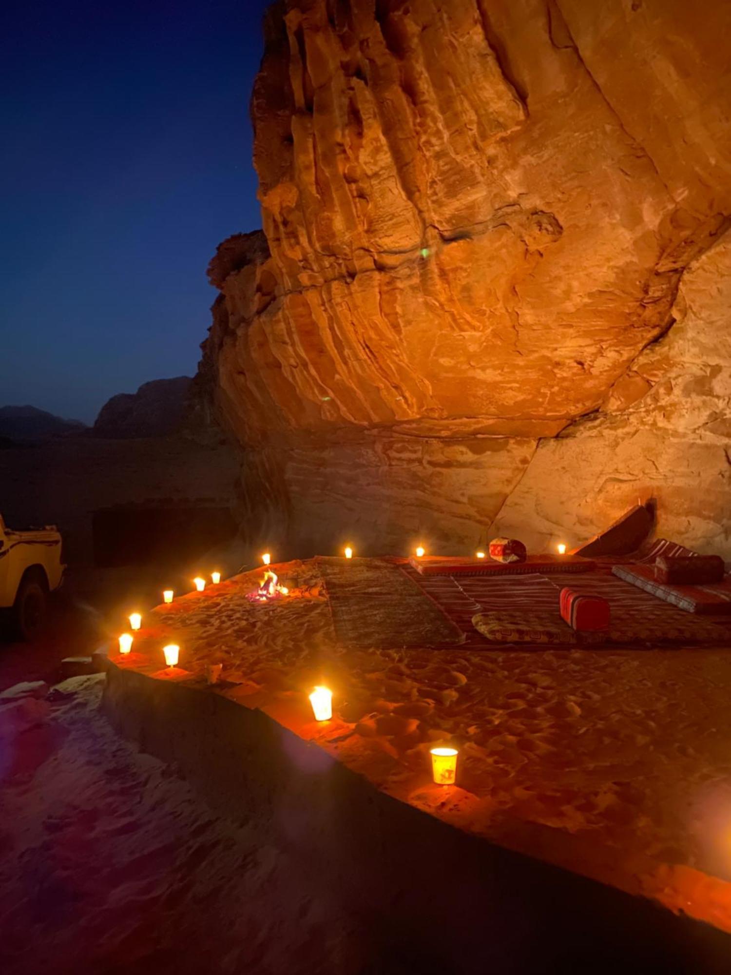 Bedouin Memories Camp Bed & Breakfast Wadi Rum Bagian luar foto